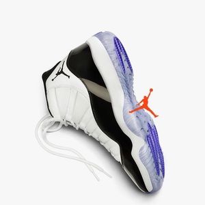 ***Brand New*** 2018 Concord Jordan 11 SZ 8